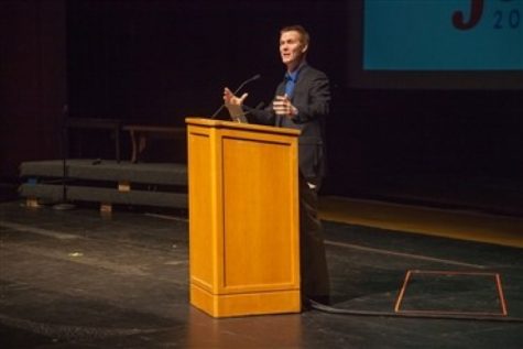 Dr. Kriner Gives a Circle Talk